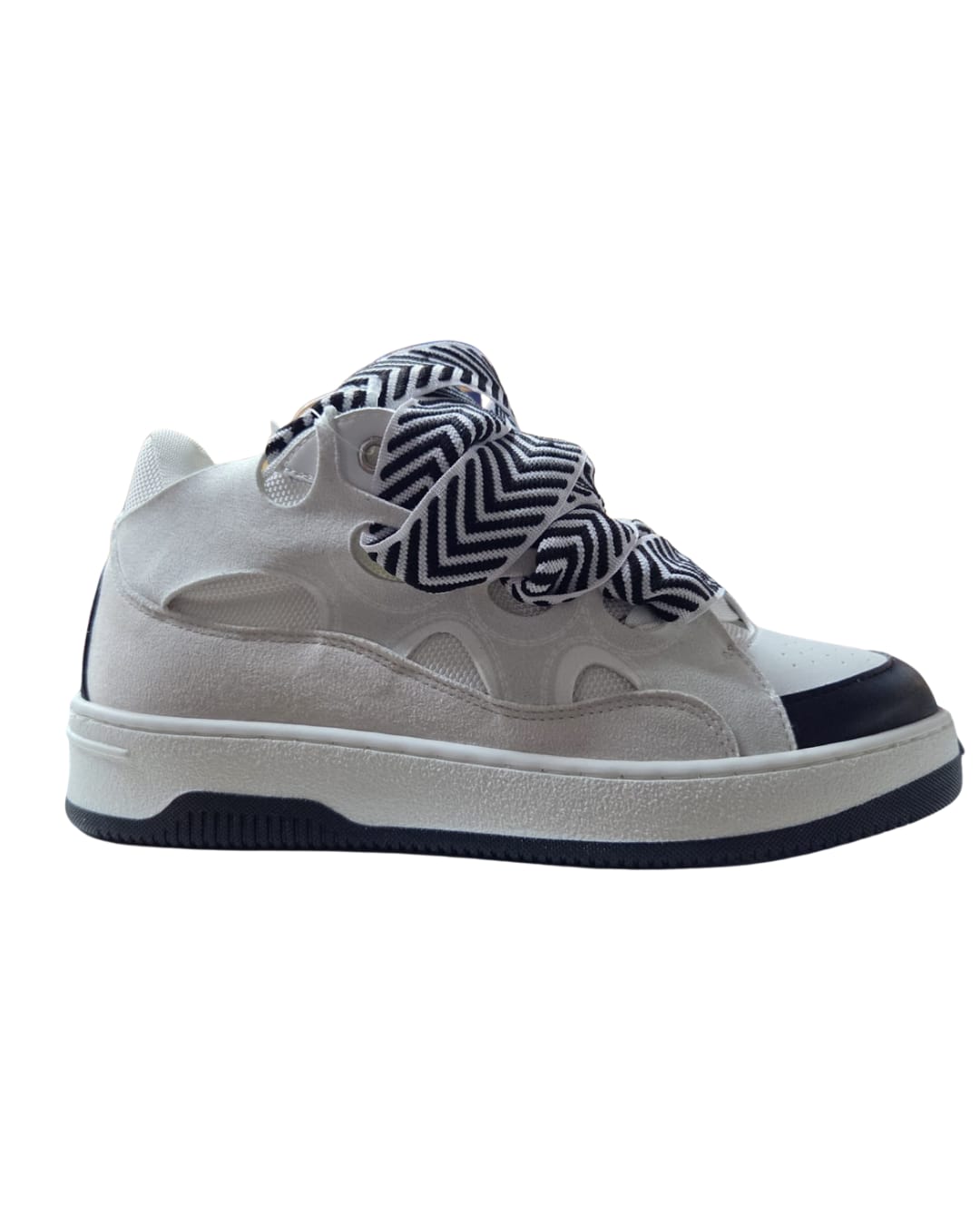 sneakers theater sync classic 