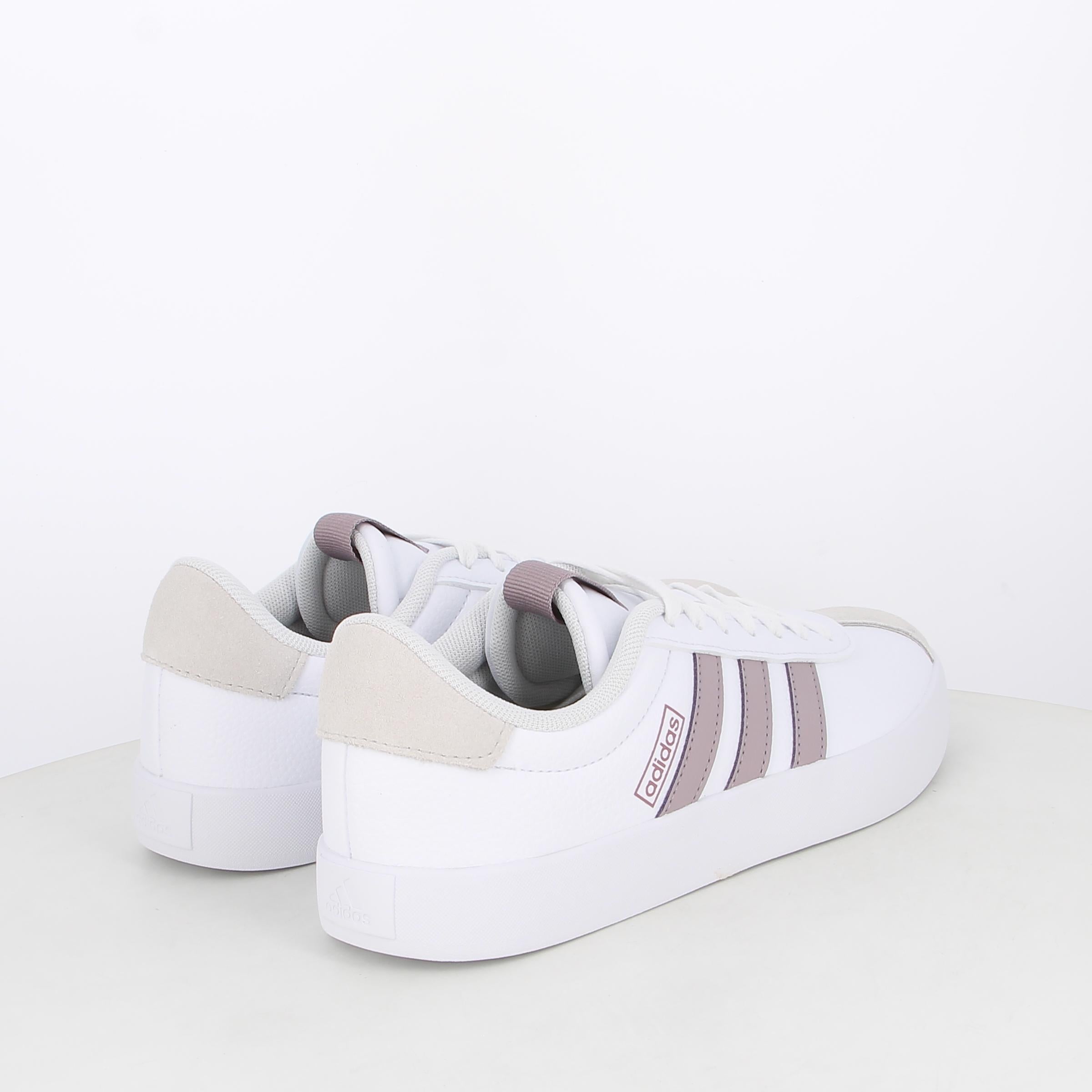 Scarpa adidas court da donna ID8794 Adidas