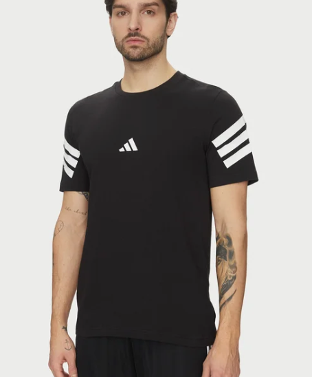 t-shirt adidas da uomo 