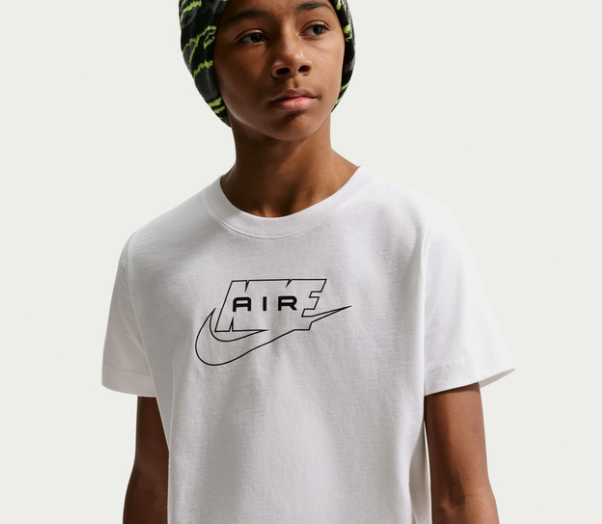 t-shirt nike da bambino 