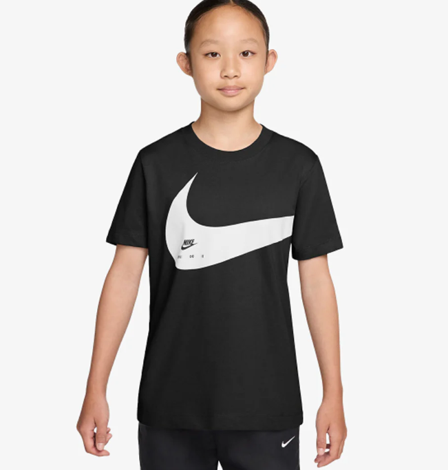 t-shirt nike da bambino 